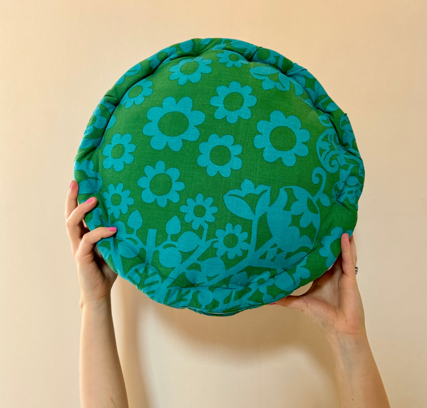 Round Combarro cushion